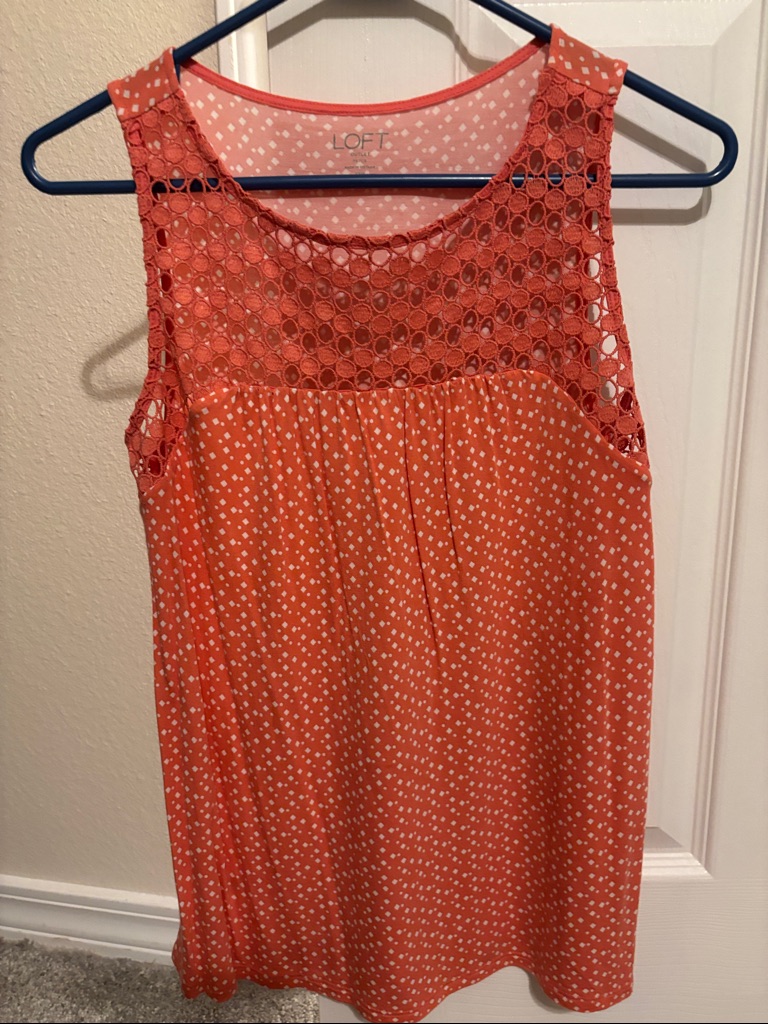 Loft Coral Sleeveless Crochet Yoke Tank With White Dot Print
